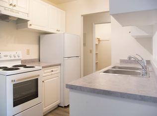 Cloverdale Apartments, Surrey, BC V3S 4J5