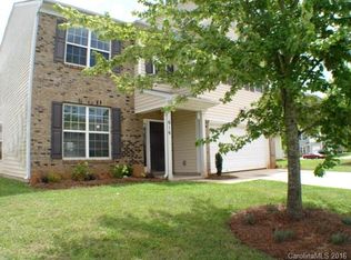 616 Rook Rd, Charlotte, NC 28216