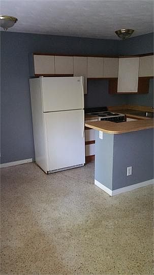 2nd image of 1040 NE 10th Ave #10483725