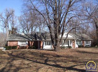 230 SW Yorkshire Rd, Topeka, KS 66606