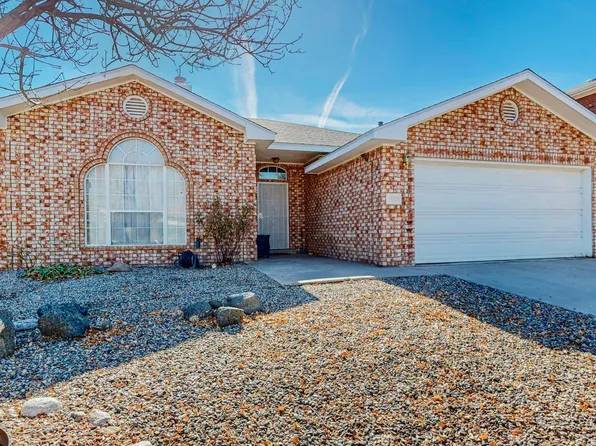 10324 Connemara Dr SW, Albuquerque, NM 87121
