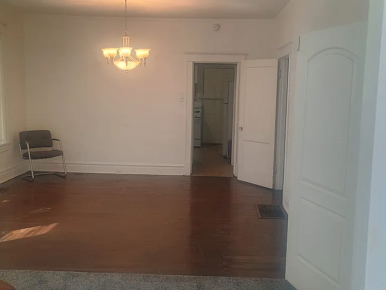 4861 Wabada Ave — Photo 9