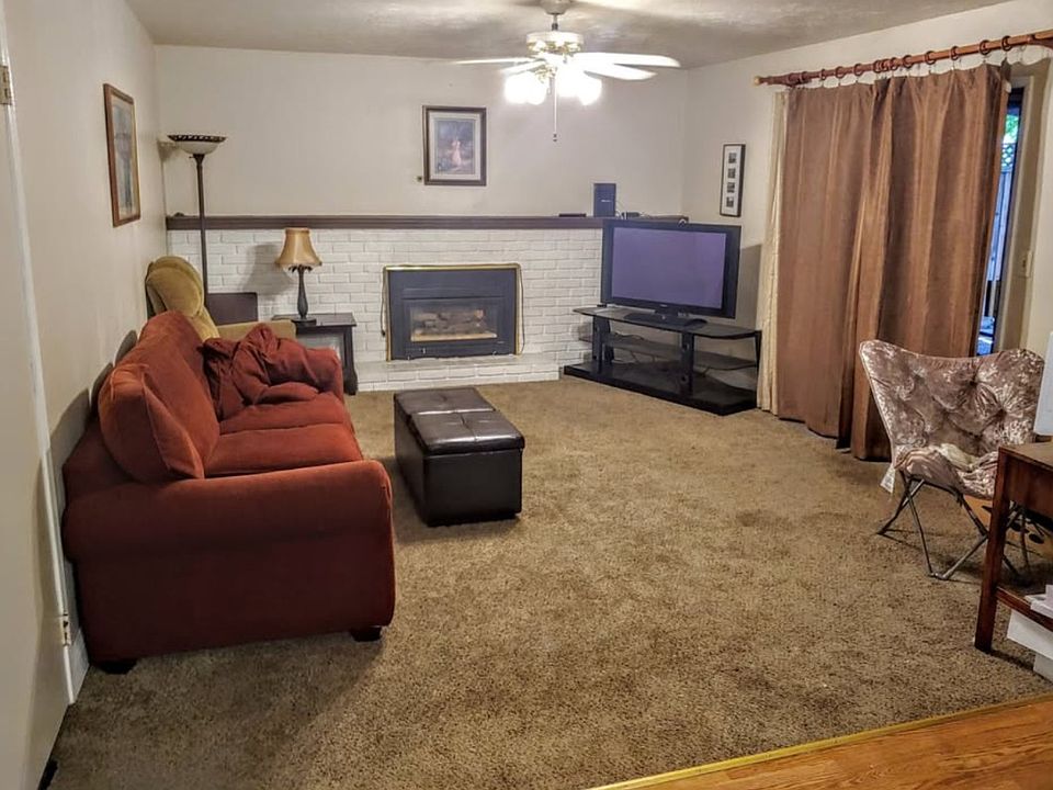 1st image of 2919 Erica Ct