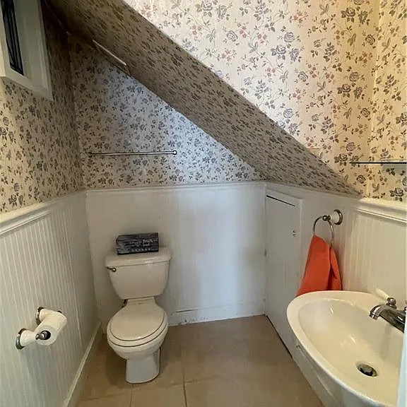 126 W Randall Ave — Photo 15