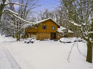 209 Deer Run Rd, Buffalo, NY 14221