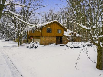 209 Deer Run Rd, Buffalo, NY, 14221