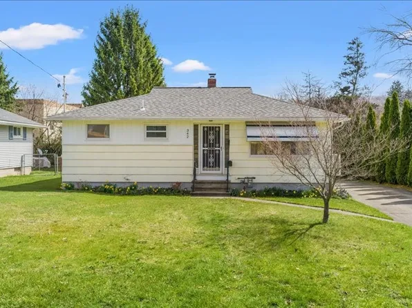 342 Doyleson Ave, Endicott, NY 13760