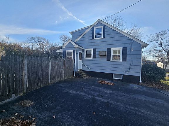 28 Marigold Ave, Somerset, MA 02726 | MLS #73186368 | Zillow