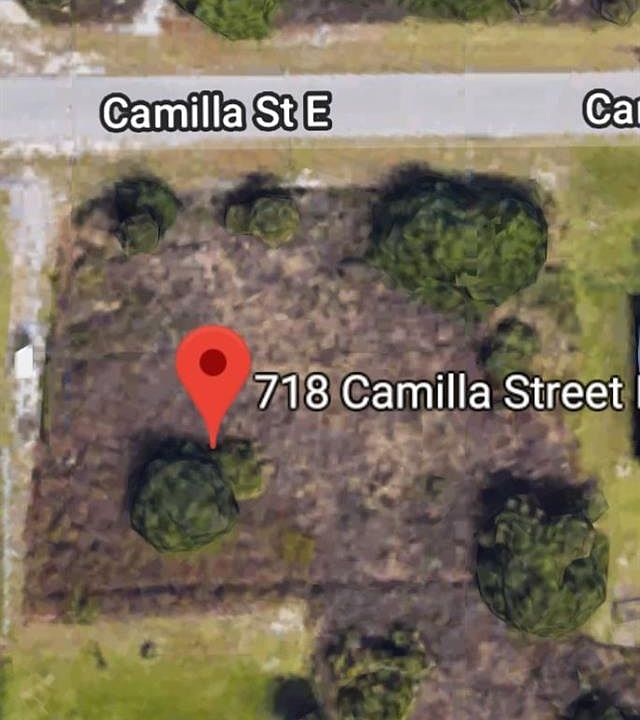 2nd image of 718 Camilla St E