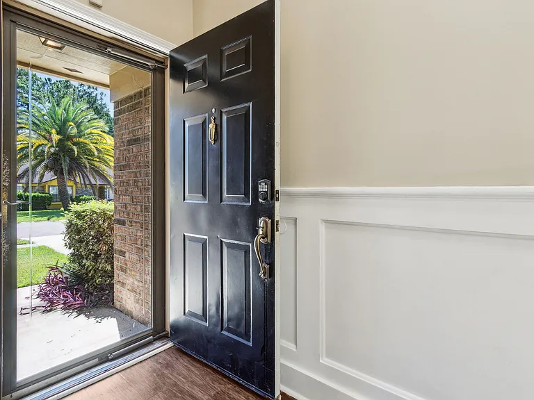 1565 Shearwater Dr — Photo 1