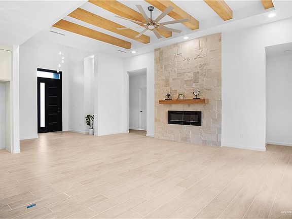5th image of 3107 Livingston St