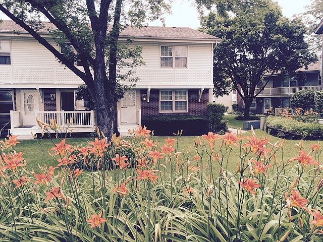 1st image of 322 Fairchild Ct Unit C
