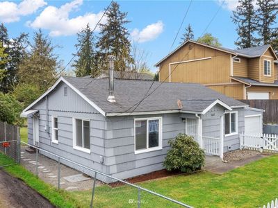 10112 Barnes Ln S, Tacoma, WA, 98444