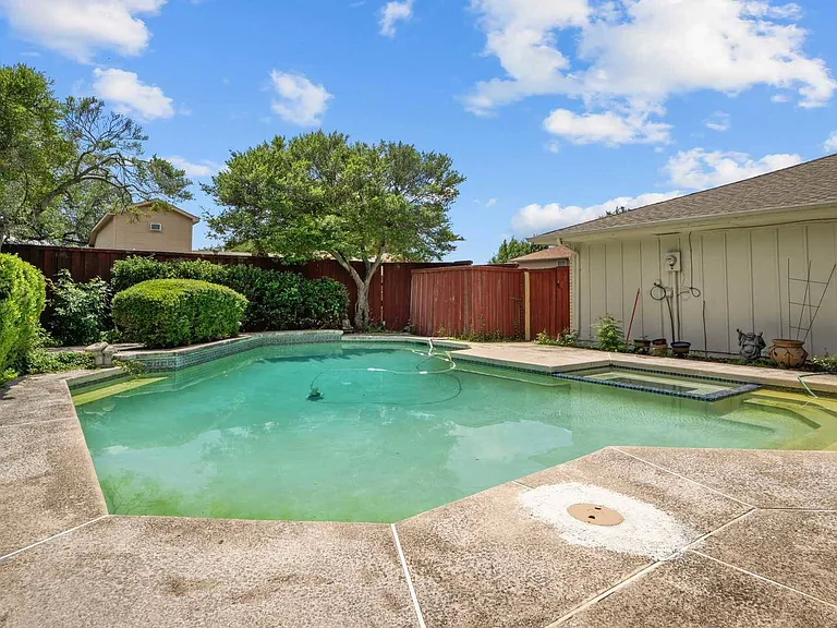 3704 Saddlehead Dr — Photo 38