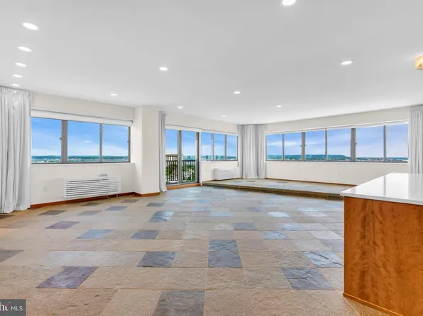 55 Ocean Ave #Phb, Monmouth Beach, NJ 07750
