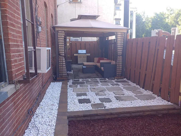 60 E St — Photo 10