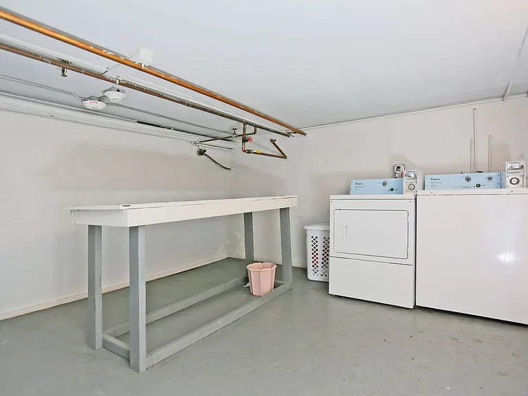 1243 Pine Street — Photo 7