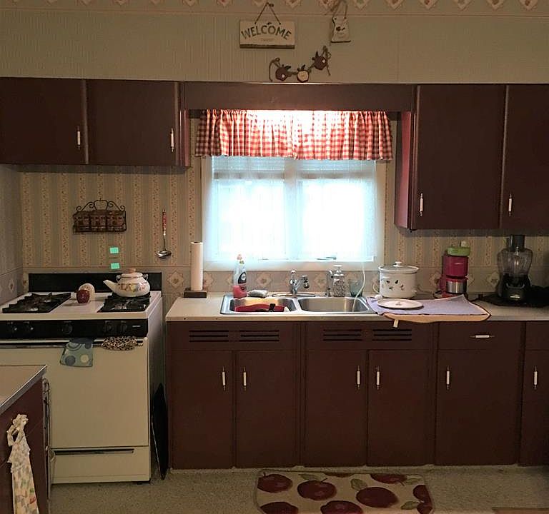 1st image of 408 E Market St