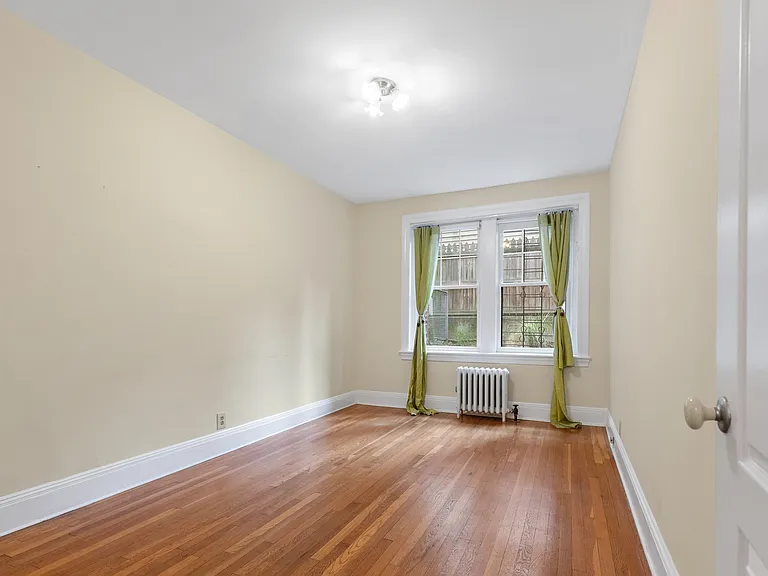 315 Tappan St #1 — Photo 25