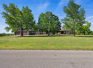 24331 E 1030th Rd, Weatherford, OK 73096