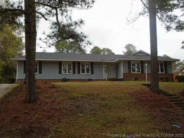 217 Andover Rd, Fayetteville, NC 28311