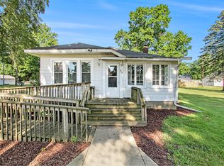 290 S Maple St, Marcellus, MI 49067