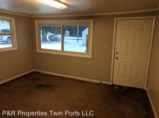 5298 Miller Trunk Hwy APT 105, Hermantown, MN 55811