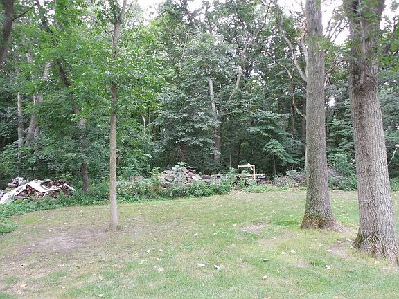 3rd image of 6111 Indian Mound Dr