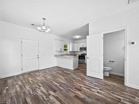 5th image of 1608 Attucks St