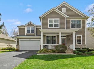 3027 Cookson Ave, Elgin, IL 60124