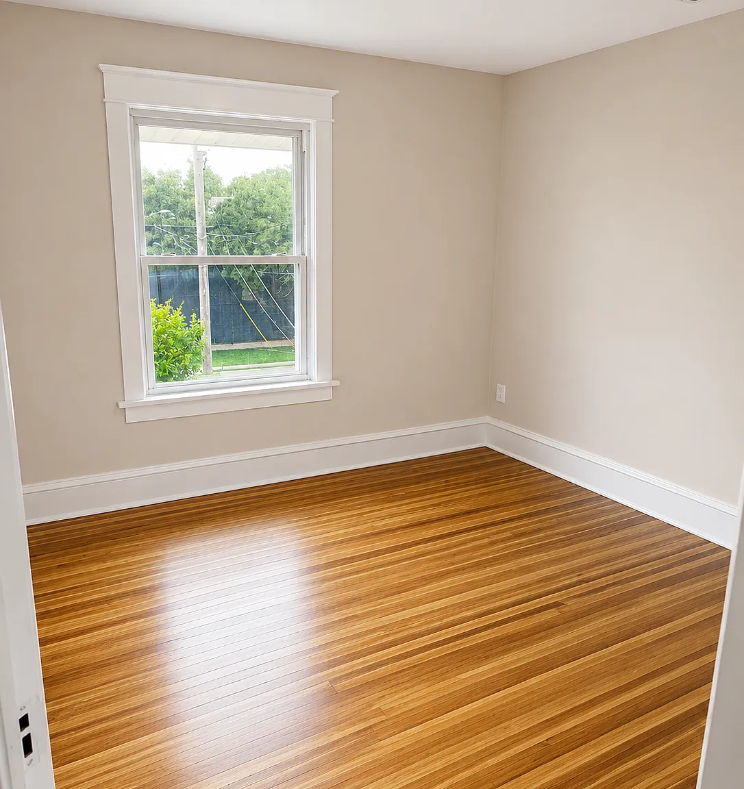 1110 S Main St — Photo 3