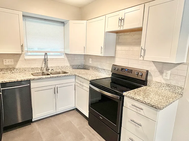 1050 Amsterdam Rd #1050 AMSTERDAM ROAD — Photo 1