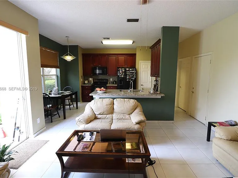 16241 Opal Creek Dr — Photo 14