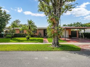 9460 SW 53rd St, Miami, FL 33165