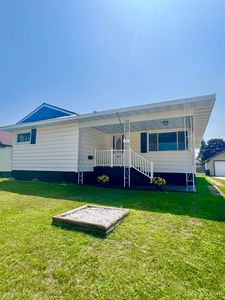 1317 W Hughitt St, Iron Mountain, MI, 49801