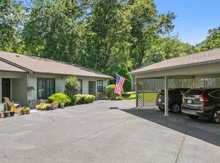 846 Country Club Dr, Franklin, NC 28734
