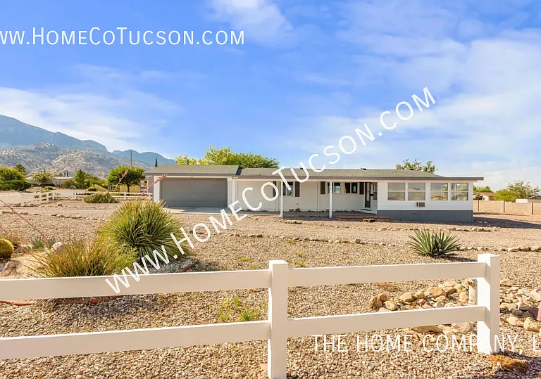 5281 E Branding Iron Dr — Photo 2