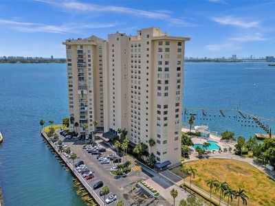 11111 Biscayne Blvd #9H, Miami, FL, 33181