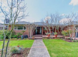 345 SE 65th Ave, Portland, OR