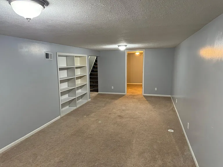 6716 Fescue St — Photo 17