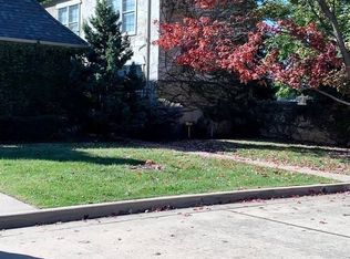 1902 E 74th Pl S, Tulsa, OK 74136