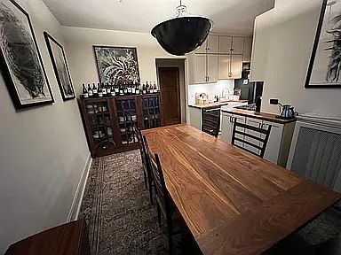 5th image of 3706 N Lakewood Ave APT 3