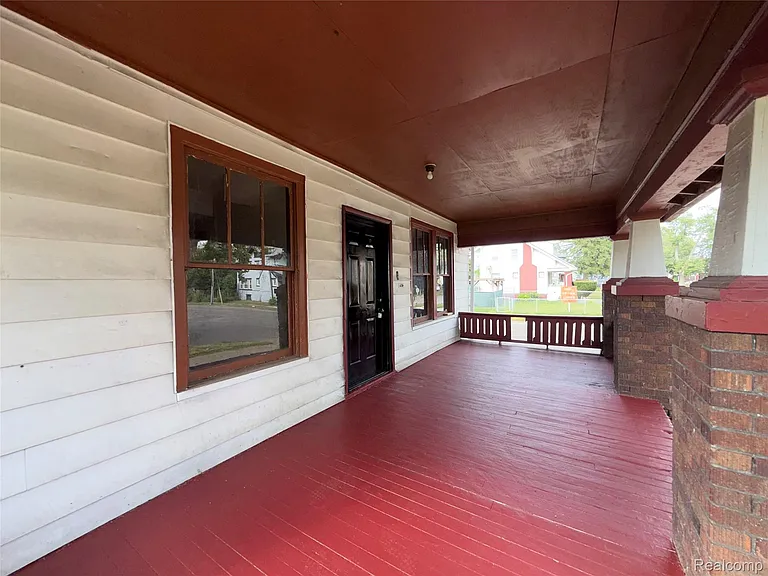 106 Geneva St — Photo 11