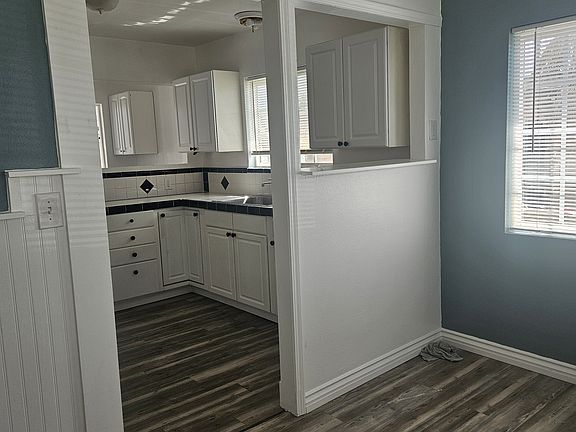 4th image of 1748 Indian Hill Blvd