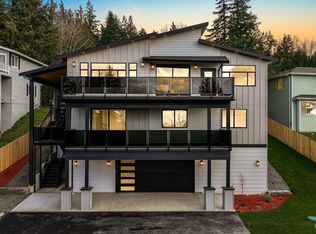 4144 Malachite St, Bellingham, WA 98229