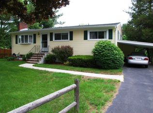 22 Mountain Rd, Burlington, MA 01803