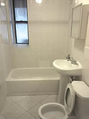 Rented by Executive Towers  | media 7