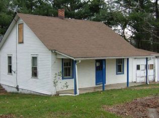 1187 Agnes Ln NW, Willis, VA 24380