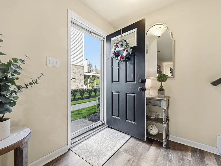 601 Pointe View Dr — Photo 19