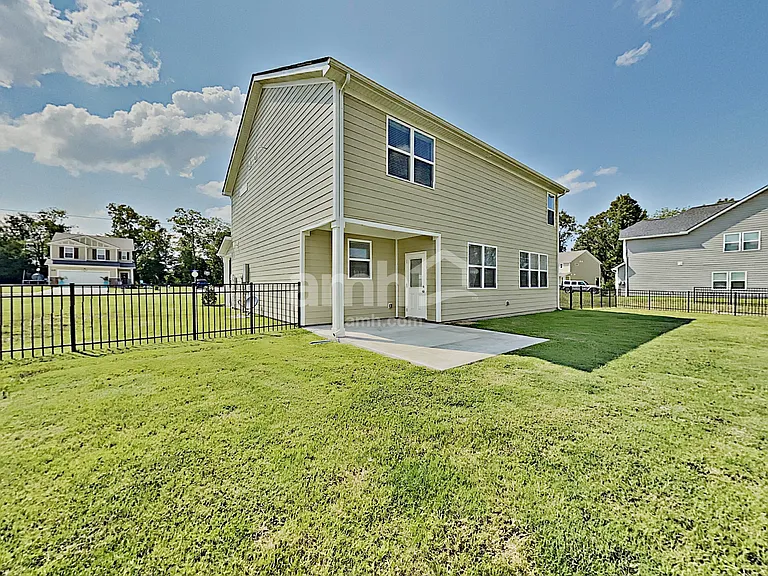 4900 Horatio Ct — Photo 18